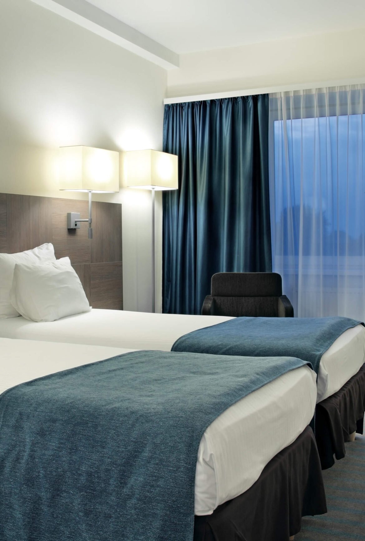 Honeymoon Suite